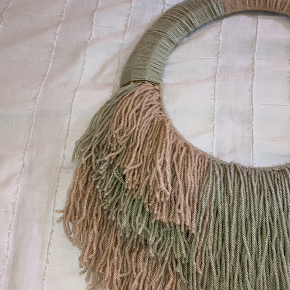 Macramé - Picture 2 of 3